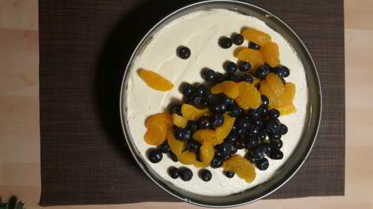 Backidee für Kuchen mit Blaubeeren und Mandarinen